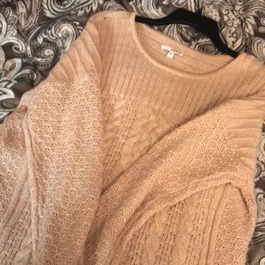 Long sweater for leggings